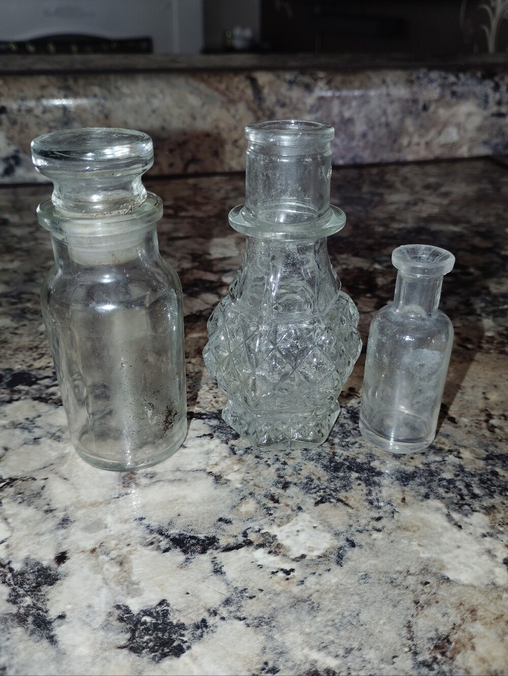 Set of 3 Clear Glass Apothecary Bottles